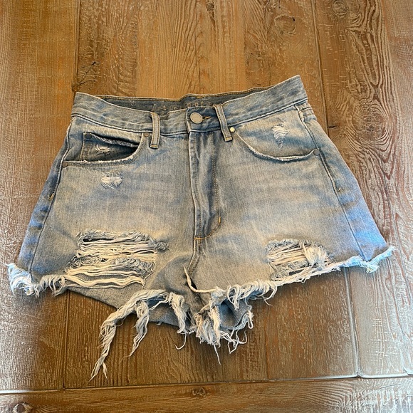 Articles Of Society Los Angeles denim distressed shorts - Picture 4 of 6